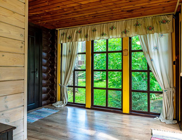 Коттедж улучшенный с 1 двуспальной кроватью (с завтраком) - База отдыха «Кедровый остров» Усть-Сема