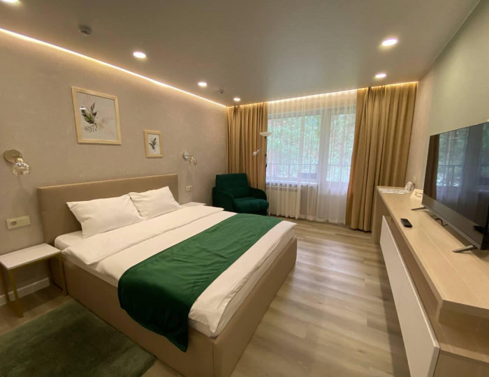 Двухкомнатный номер делюкс с видом горы(с завтраком) - Гостиница «Чемал» Узнезя