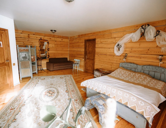 Номер стандарт семейный плюс с 1 двуспальной кроватью (с завтраком) - Мини-отель «Яковка» Белокуриха