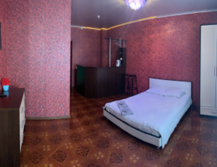 Номер люкс с 1 двуспальной кроватью - Мини-отель «Мальвина» Бийск