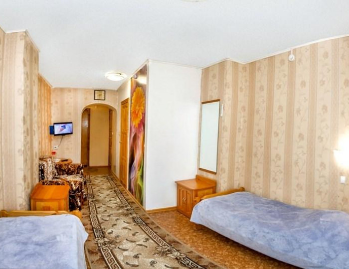 Номер стандарт с 2 односпальными кроватями (с пансионом) - Санаторий «Рассветы над Бией» Стан-Бехтемир