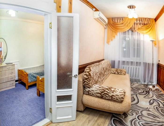 2-комнатный номер люкс с 2 односпальными кроватями (с пансионом) - Санаторий «Рассветы над Бией» Стан-Бехтемир