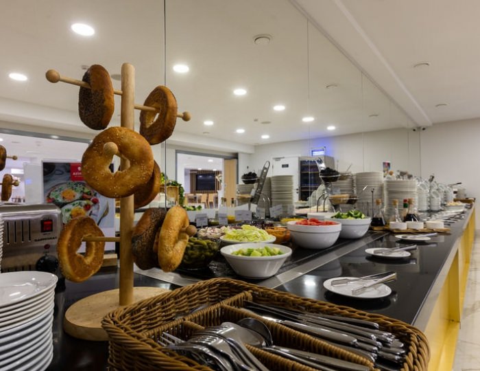 Рестораны и бары - Отель «Азимут Сити Отель Уфа»