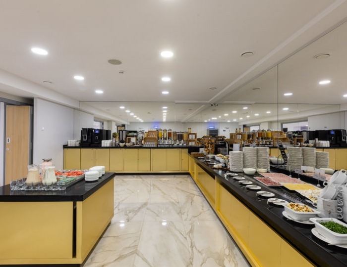 Рестораны и бары - Отель «Азимут Сити Отель Уфа»