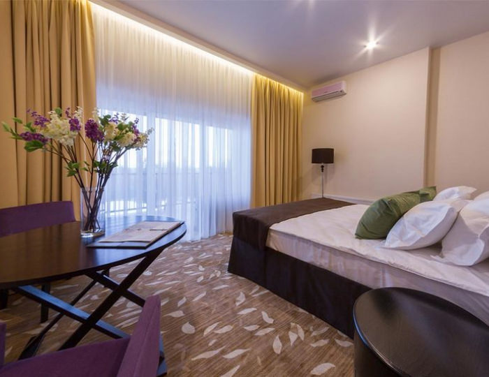 люкс роскошный с террасой - Отель «Гарден Хотел и Спа» Чебоксары