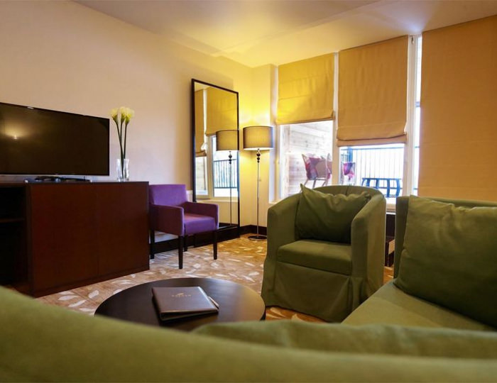 люкс роскошный с террасой и ванной - Отель «Гарден Хотел и Спа» Чебоксары