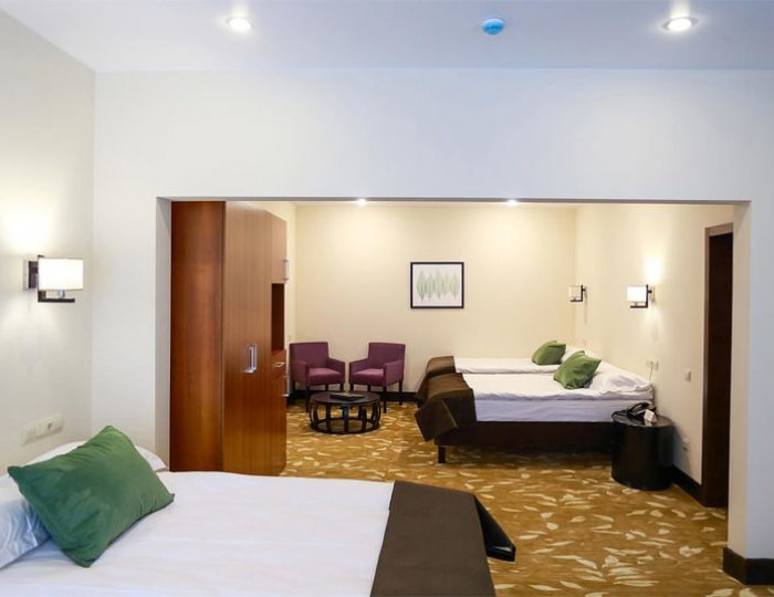 семейный номер с 4 односпальными кроватями - Отель «Гарден Хотел и Спа» Чебоксары