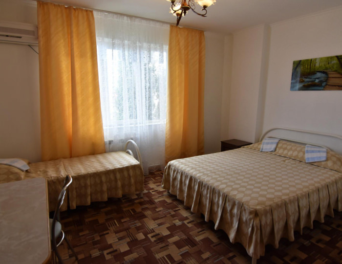 3-местная комната стандарт - Гостевой дом «на Севастопольской» Геленджик