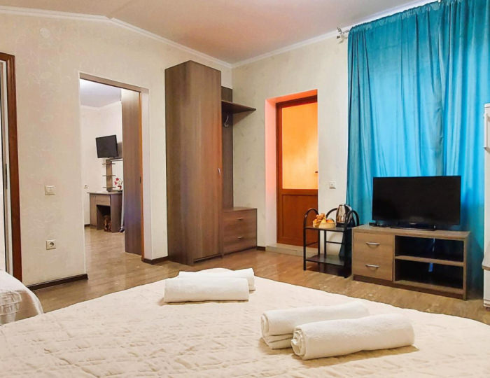 Комната улучшенная - Гостевой дом «7 Чудес» Геленджик