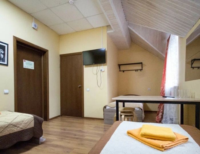 Номер стандарт с 3 односпальными кроватями - Отель «За околицей» Удельная