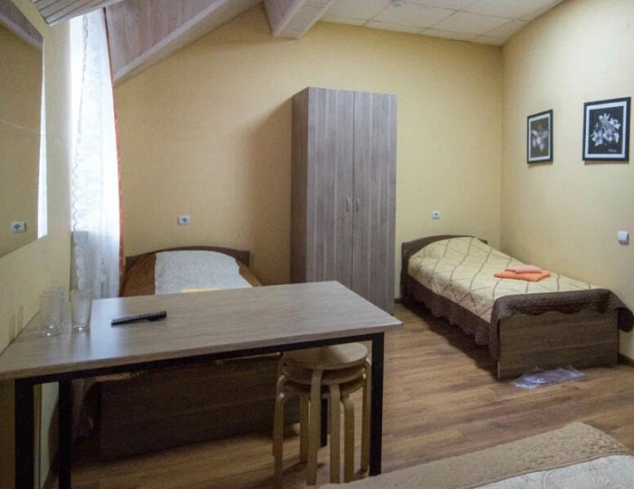 Номер стандарт с 3 односпальными кроватями - Отель «За околицей» Удельная