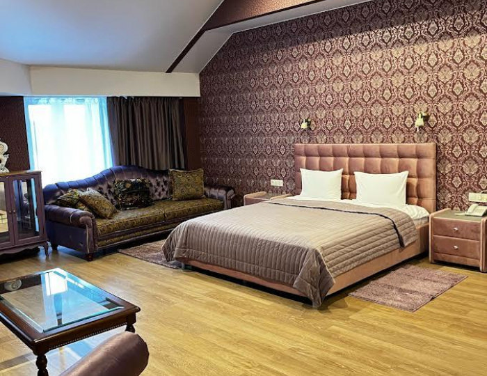 Номер люкс бизнес (мансарда) - Отель «Авшар-Клуб» Красногорск