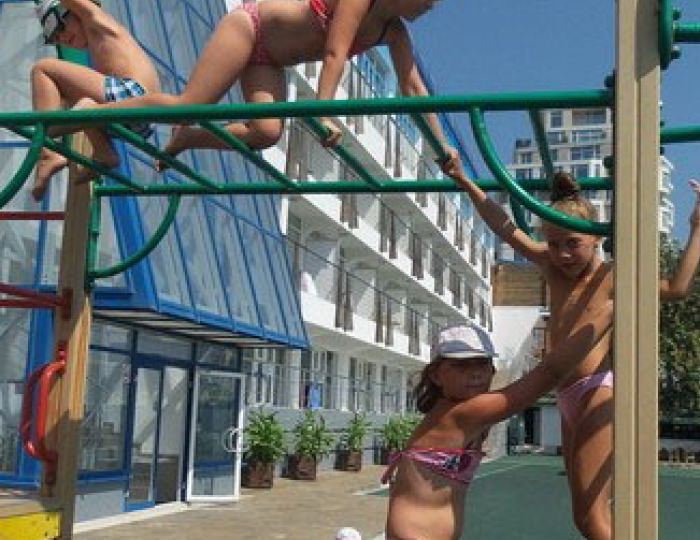 Детская площадка - Эко-отель «Левант» Ялта