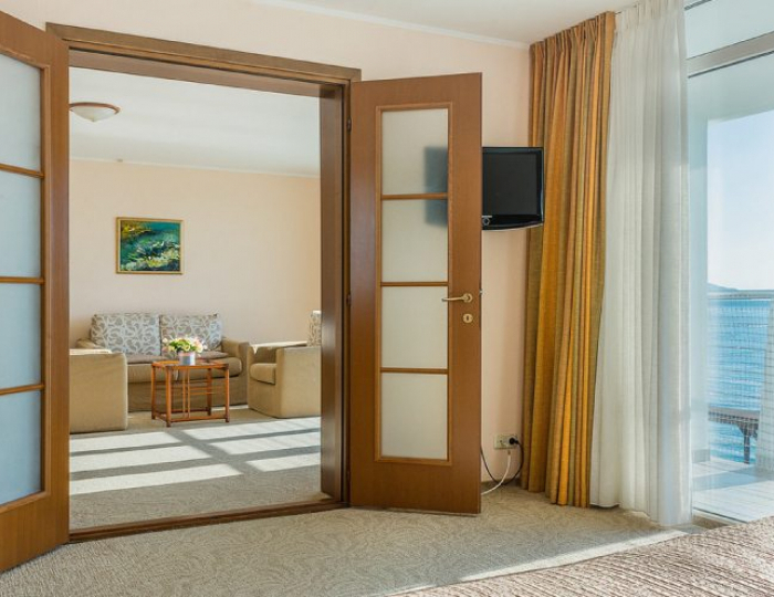 Люкс 2-местный 2-комнатный - Эко-отель «Левант» Ялта