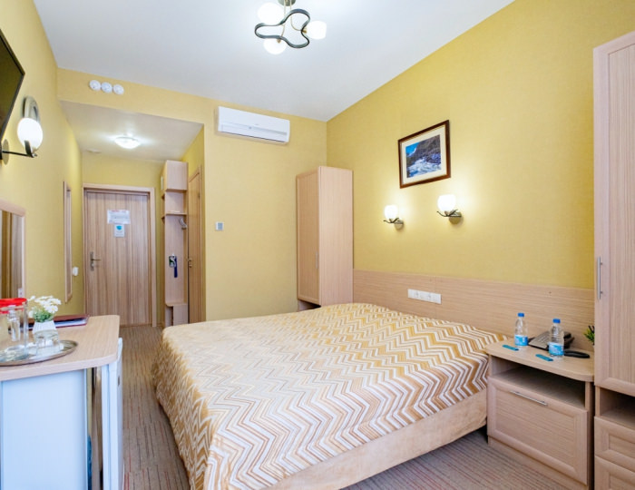 Семейный 2-местный комфорт (подселение) - Санаторий «Сибирь» Белокуриха