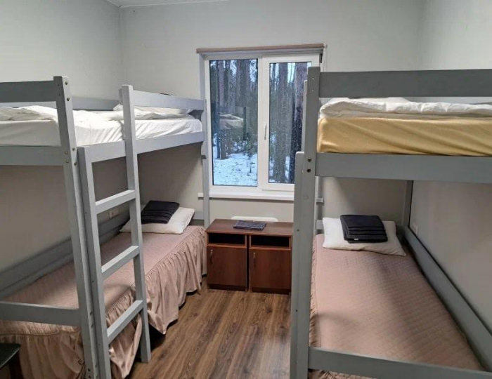 4-местный номер стандарт с 2 двухъярусными кроватями - База отдыха «Кургала» Косколово