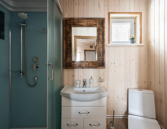 Дом у моря с 1 двуспальной кроватью №6 - База отдыха «Янтарный берег» Черная Лахта