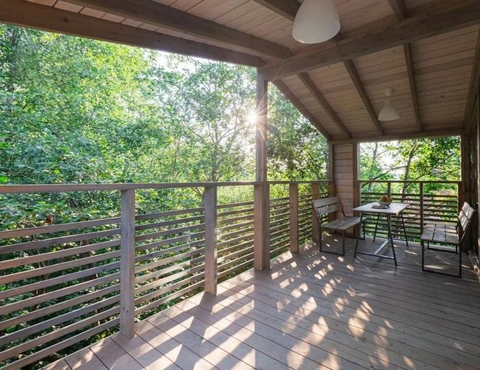 Глэмпинг «Мишка на прудах» Гостилицы