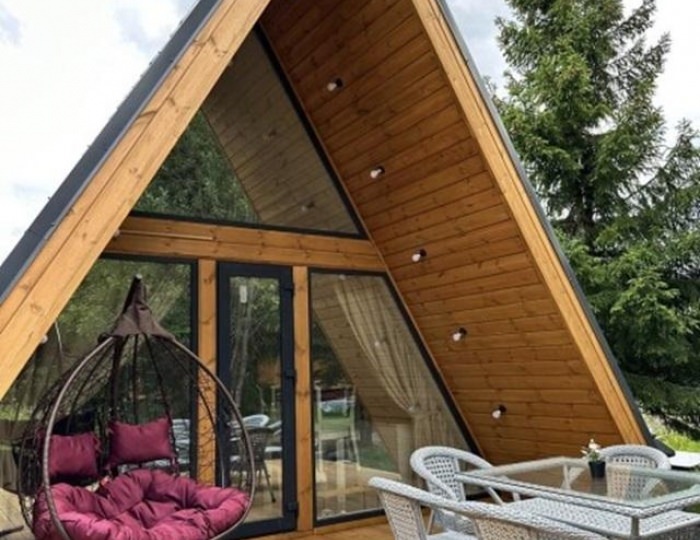 База отдыха Klever House / Клевер Хаус Лехтуси Парк