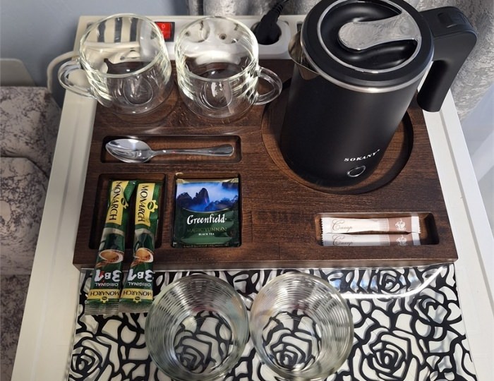 "НЕБО 2" Трехместный Комфортный номер с кроватями TWIN/DBL и одноместным диваном на 1 этаже в ГД "Цитрус" - Гостевой дом «Цитрус» Геленджик