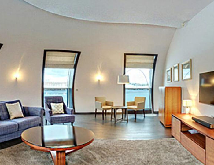 Номер люкс с двуспальной кроватью (корпус FOX-INN) - База отдыха «Лисья нора» Игнатово