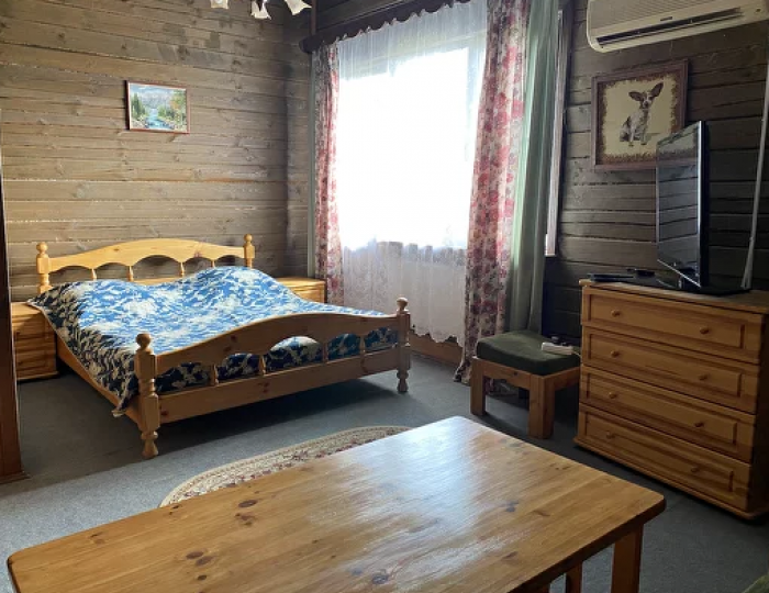 Номер улучшенный с 1 двуспальной кроватью - База отдыха «Ранчо» Афанасово