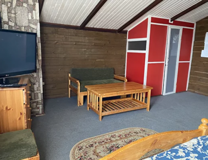 Номер улучшенный с 1 двуспальной кроватью - База отдыха «Ранчо» Афанасово