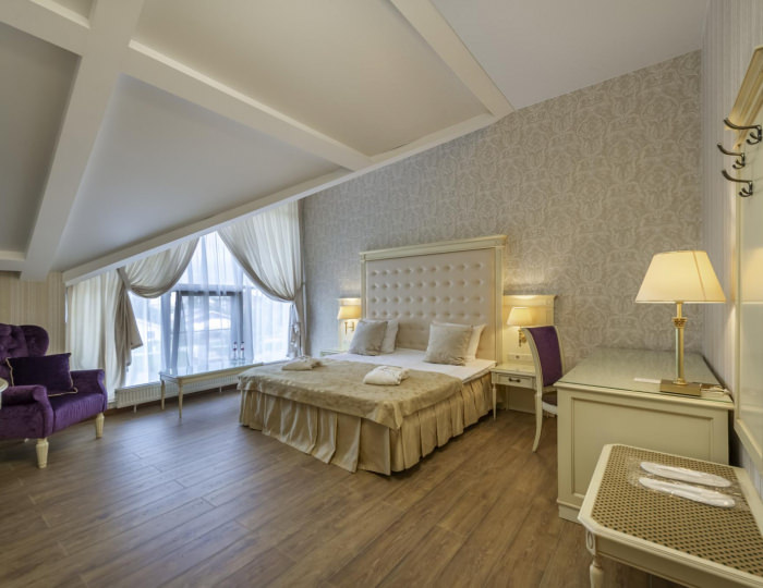 2-местный номер полулюкс улучшенный с 1 двуспальной кроватью - Загородный отель «Малиновка» Исаково