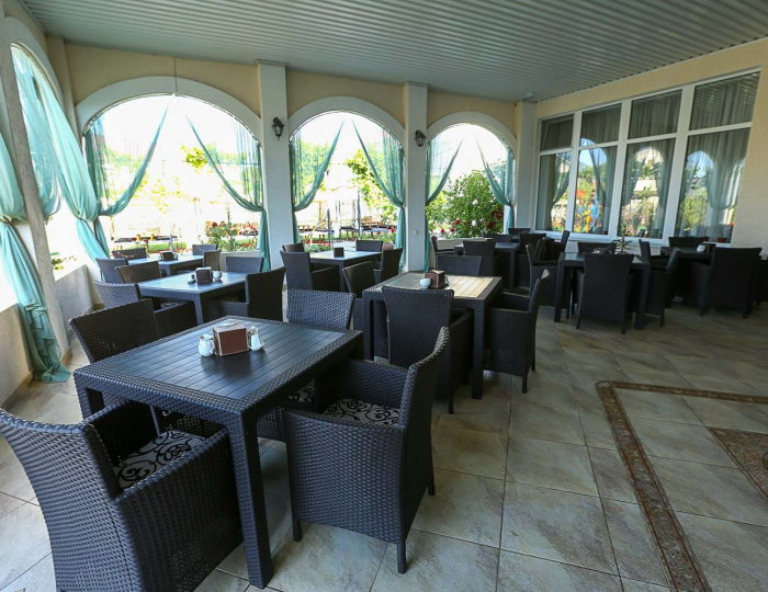 Рестораны и бары - Гостиничный комплекс «Нарлен» Коктебель