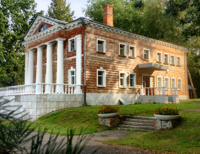 Отель «Бестужево» Горетово