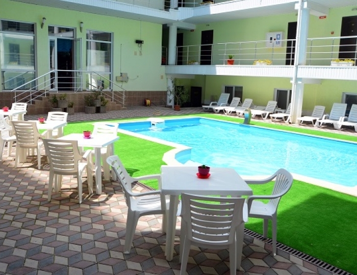 Услуги, развлечения и спорт - Гостиница «На Эскадронной» Евпатория