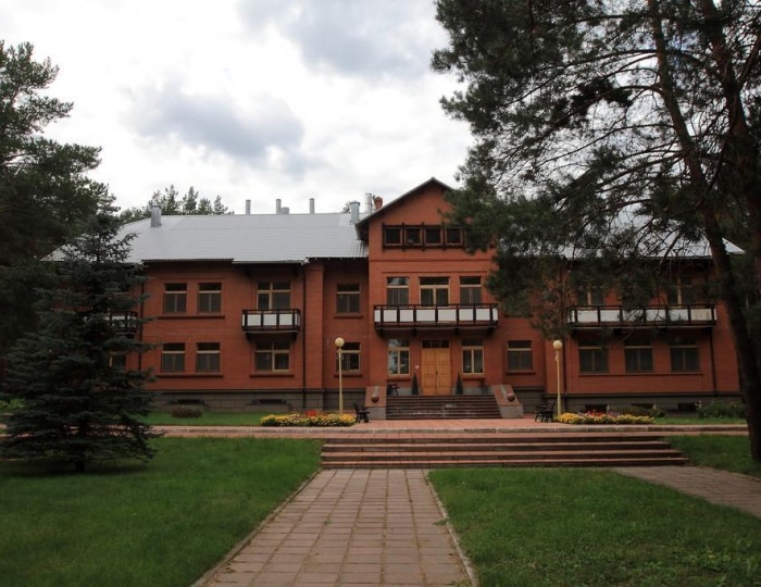 Мини-отель «Дом Лесника» Радовище