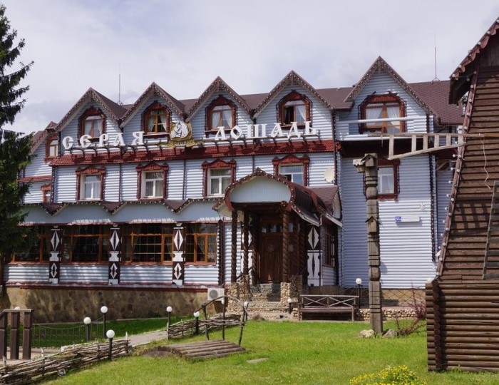 Отель «Серая лошадь» Юдино