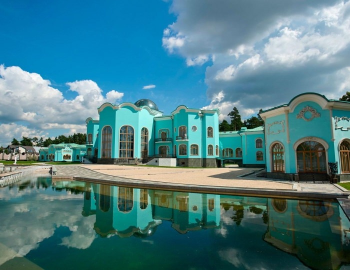 Отель Malakhovka Palace / Малаховка Палас Малаховка