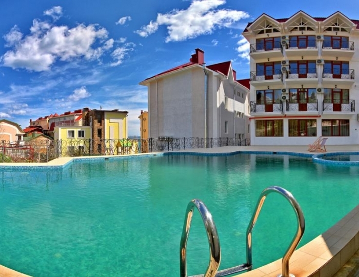 Вилла «Алина» Алушта