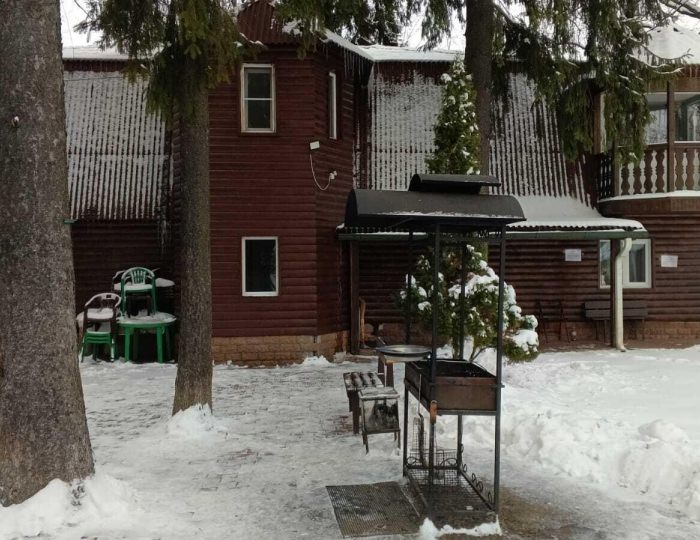 Коттедж «Дом с русской баней на дровах и бассейном в Жаворонках» Жаворонки