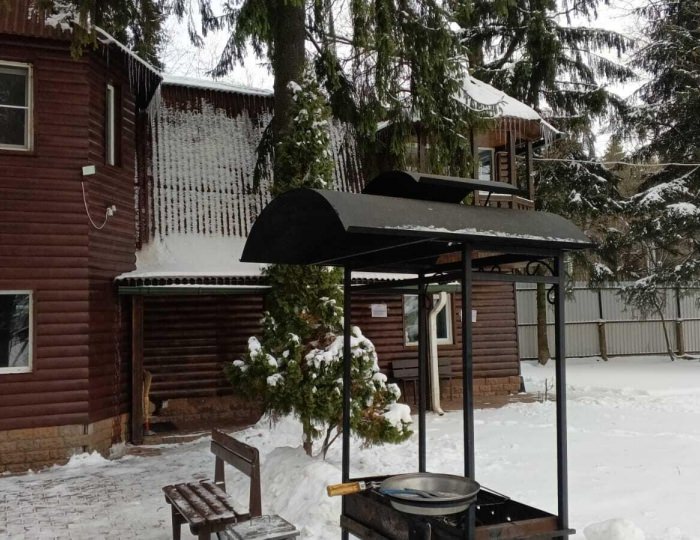 Коттедж «Дом с русской баней на дровах и бассейном в Жаворонках» Жаворонки