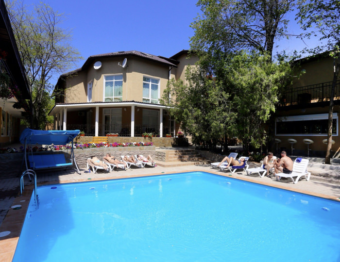 Гостиница Feliz Verano / Фелиз Верано