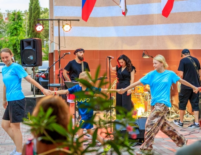 Услуги для детей - Дом отдыха «Федор Шаляпин» Евпатория