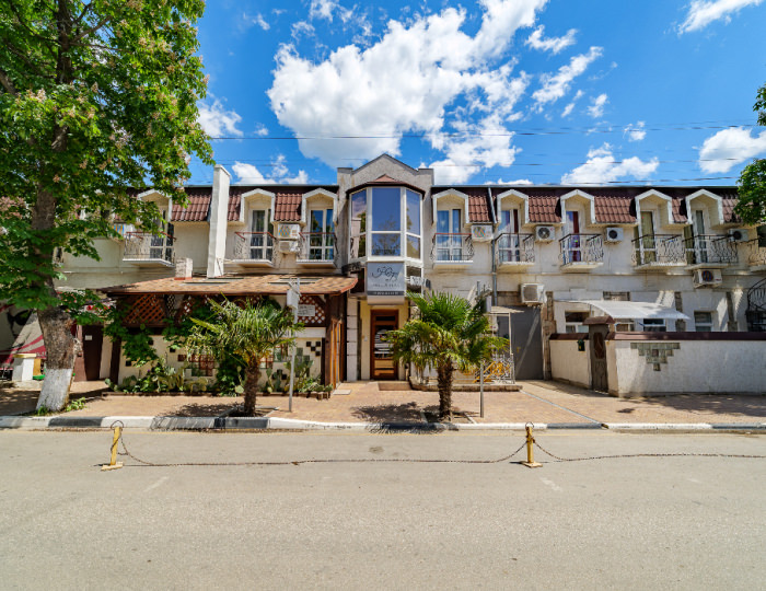 Гостиница «Южный берег» Алушта