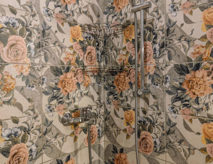 Номер улучшенный семейный с 1 односпальной и 1 двуспальной кроватью - Отель Ligo Hotel / Лиго на Гостином Дворе Санкт-Петербург