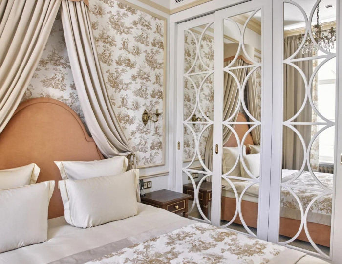 Двухкомнатный люкс Роял с террасой и видом на сад - Отель Villa du Prince / Вилла Принца Ольденбургского Санкт-Петербург