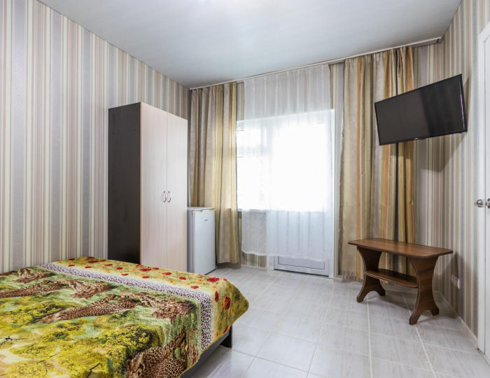 Комната стандарт с 1 двуспальной кроватью - Гостевой дом «Лагуна» Архипо-Осиповка