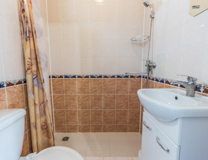 Комната стандарт с 1 односпальной и 1 двуспальной кроватью - Гостевой дом «Лагуна» Архипо-Осиповка