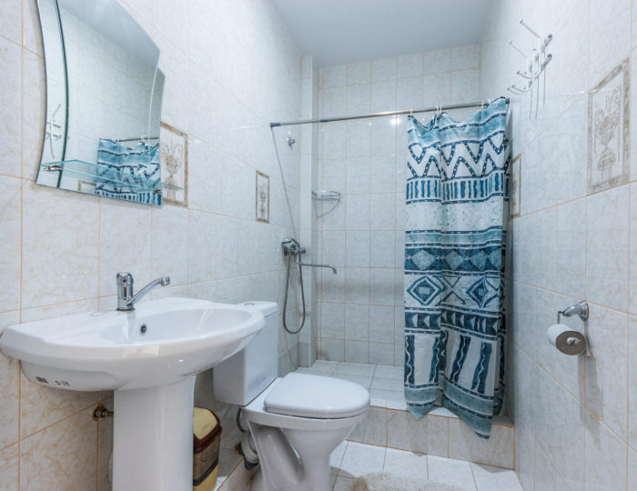 Комната комфорт с 1 односпальной и 1 двуспальной кроватью - Гостевой дом «Лагуна» Архипо-Осиповка