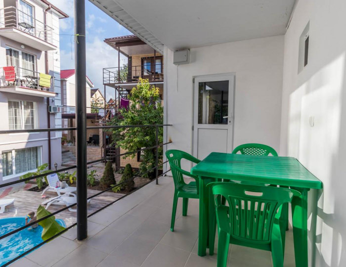 Комната стандарт с 2 односпальными и 1 двуспальной кроватью - Гостевой дом «Лагуна» Архипо-Осиповка