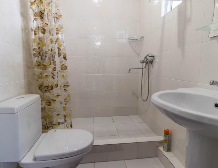 Комната стандарт с 2 односпальными и 1 двуспальной кроватью - Гостевой дом «Лагуна» Архипо-Осиповка