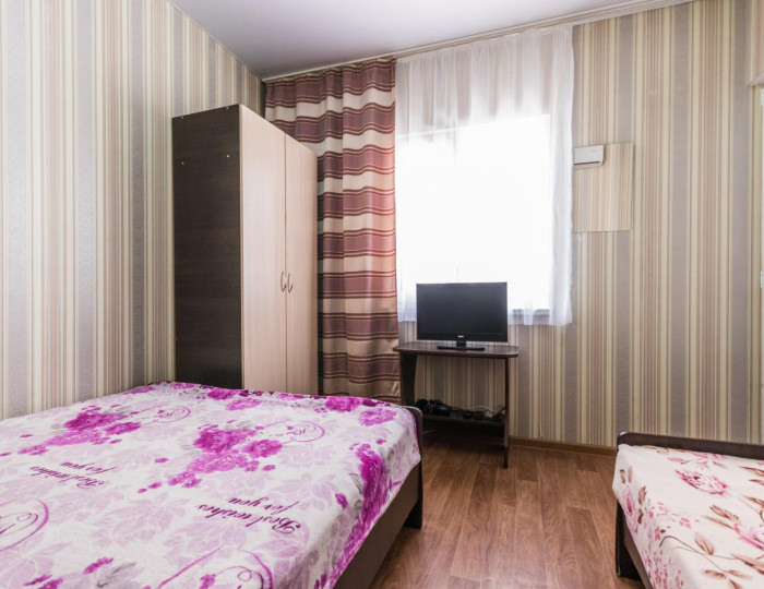 Комната эконом с 1 односпальной и 1 двуспальной кроватью - Гостевой дом «Лагуна» Архипо-Осиповка