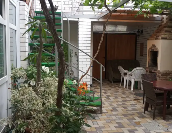 4-местный номер стандарт - Гостевой дом «Уютный дворик на Толстого» Геленджик