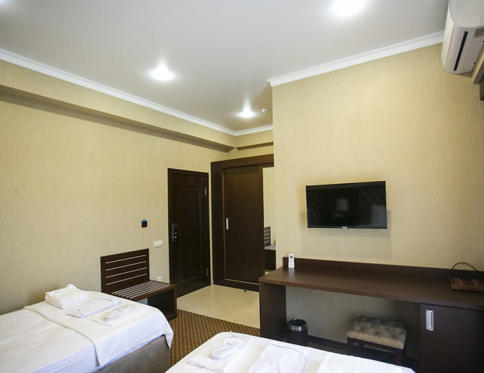 2-местное повыш. комф. с балк. - Отель AinLan / АинЛан Сухум